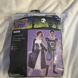 Totally Ghoul King costume